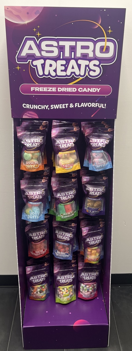 ASTRO TREATS FREEZE DRIED *FLOOR DISPLAY***MUST PURCHASE 60 BAGS OF ASTRO TREATS FOR FREE DISPLAY**